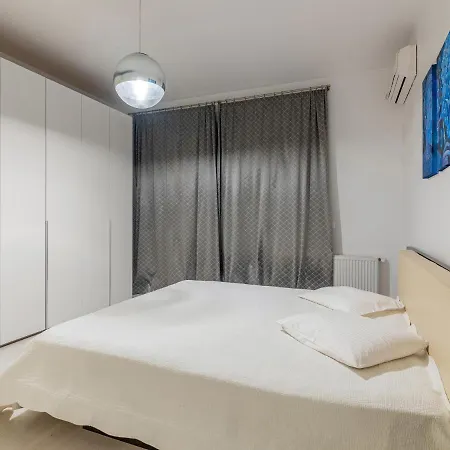 The Life In Herastrau Park Apartment Bucharest